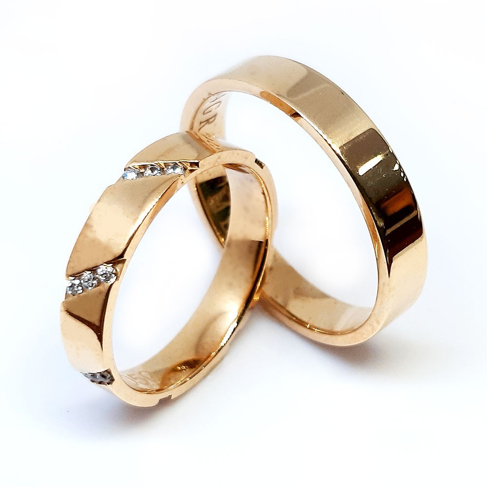 Ein paar Trauringe-Eheringe, Gelbgold 585, mit 0,21 ct Diamanten (RD050)