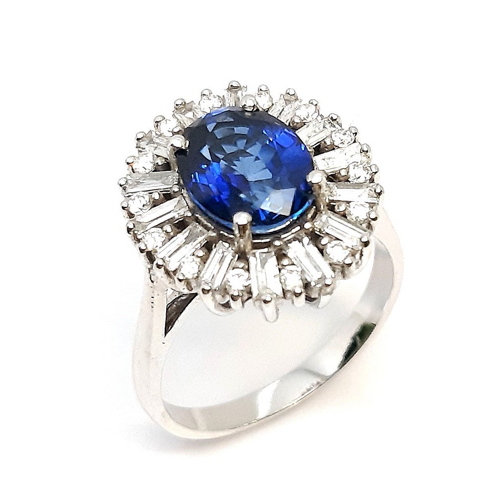 Damenring, Weißgold 585 mit 0,76 ct Diamanten und Saphir (P000299)