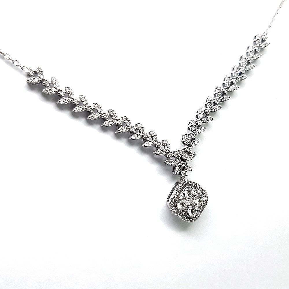 Colier, Weißgold 585 mit 086 ct Diamanten (P000327)