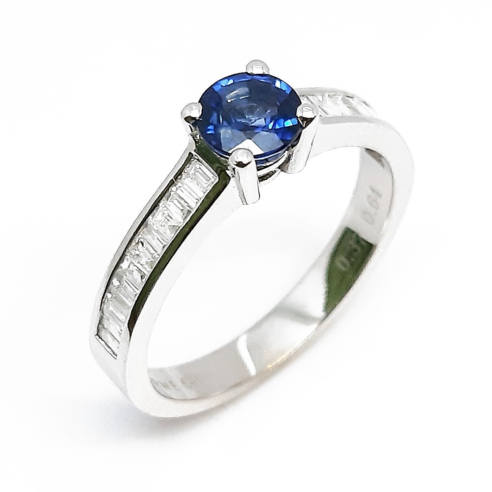 Damenring, Weissgold 585, mit Saphir und Diamanten (P000569)